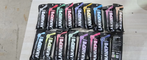 LANA 抛棄式8000口  一次性✨可充電🔋超大容量👍時尚單品🔥活動【 8送1】